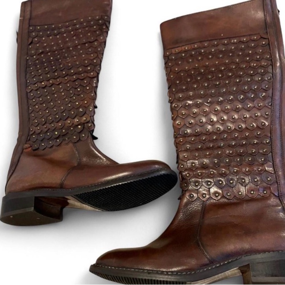 Luichiny Brown Studded Heeled‎ Boots